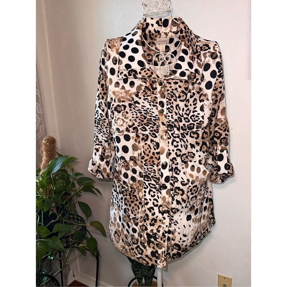Beautiful CHICO'S Anorak Animal Print Jacket W/Rollup Sleeves -Chico's size 0 (U